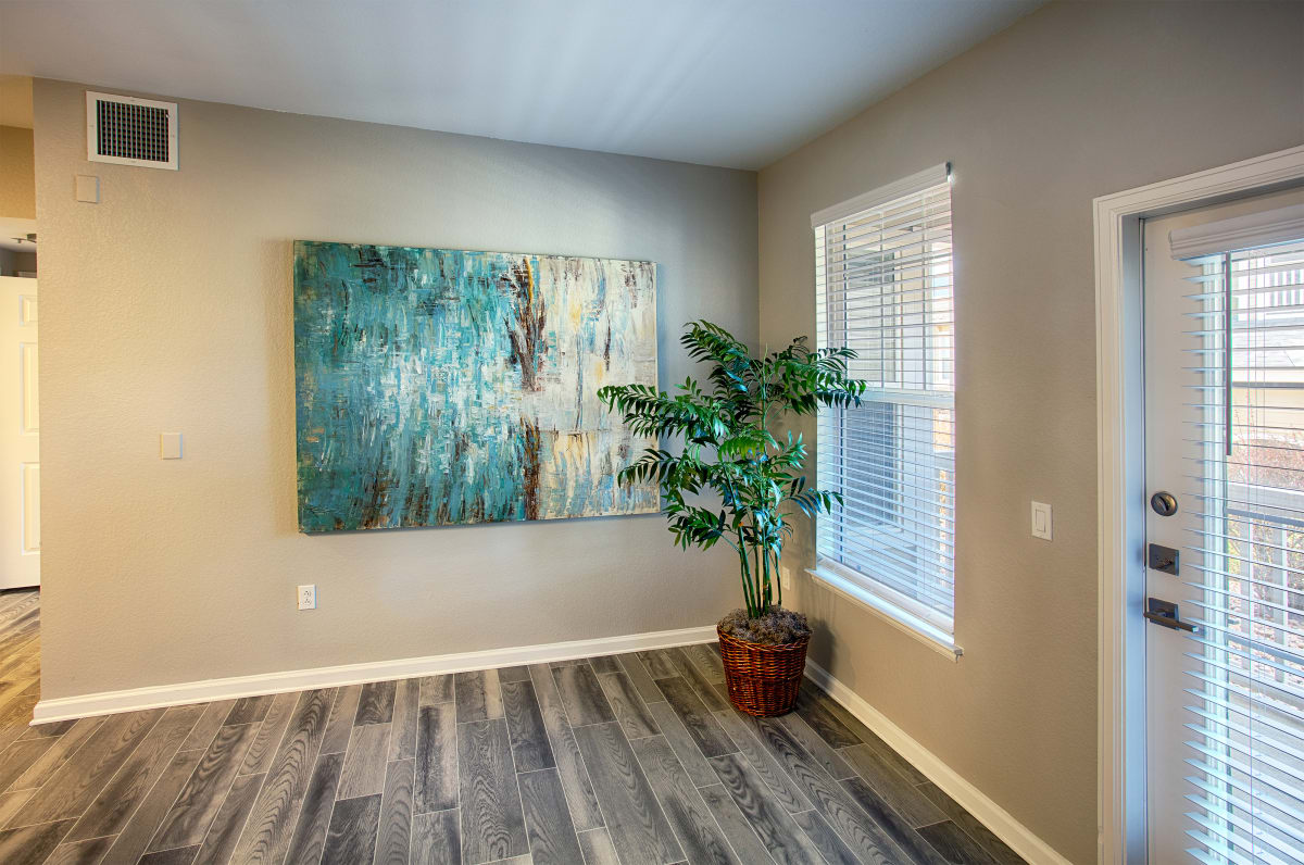 Stone Cliff Aurora Apartments for Rent in Aurora Stonecliff